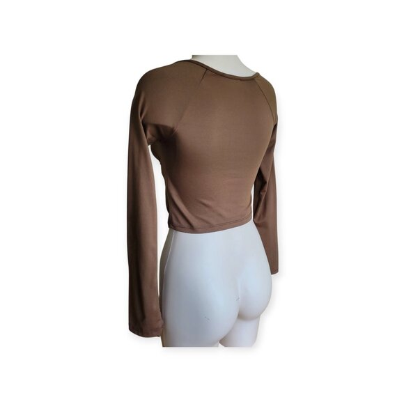 Brown Split Sleeve Keyhole Top by Pretty Garbage S - Picture 6 of 14